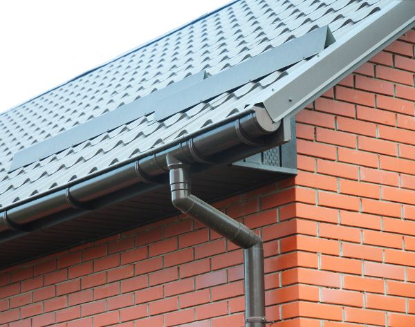 Roof Downspout Installation in Santa Monica